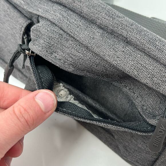 AONIJIE Outdoor Sports Waist Bag Fanny Pack 2 Zip and One Hook and Loop Pocket - Picture 4 of 9